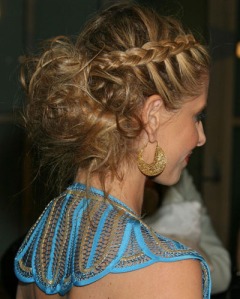 sarah-michelle-gellar-french-braid-hair-style2